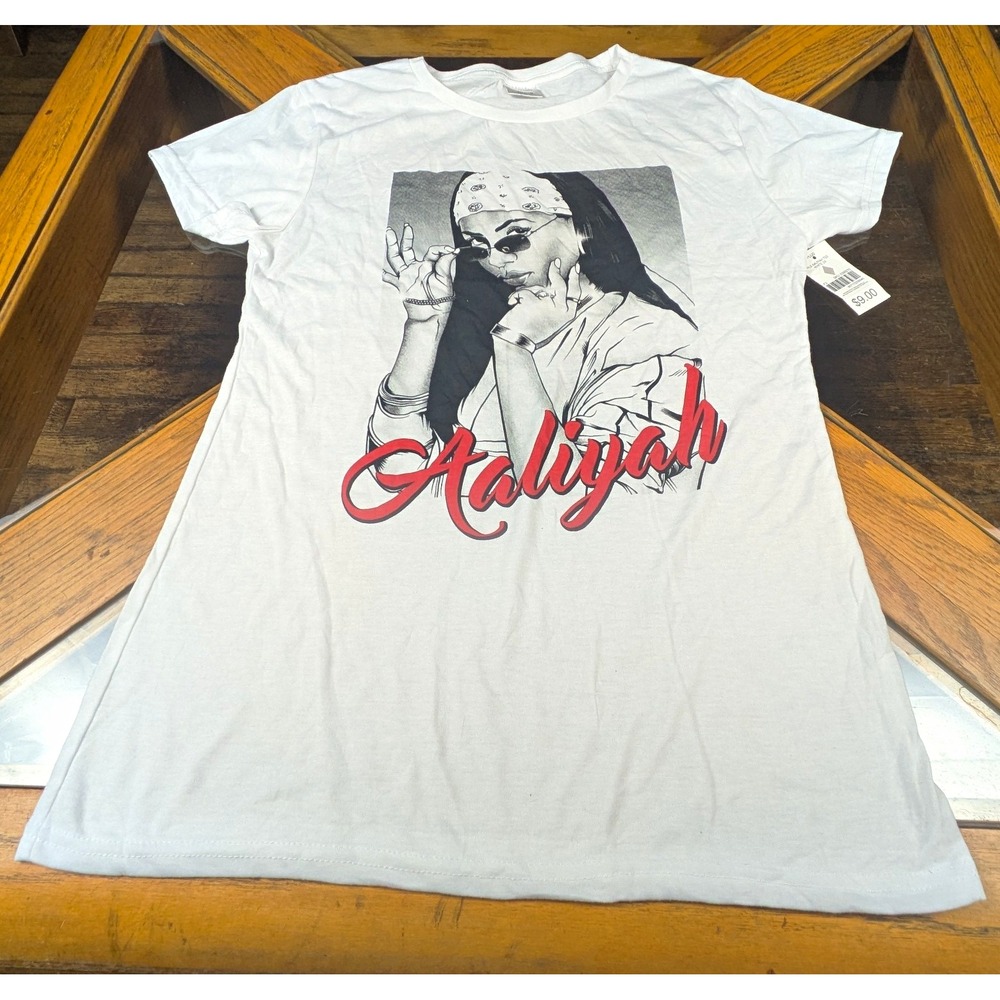 Aaliyah Graphic T-Shirt White 2XL or 3XL R&B & Soul Music Artist Tee